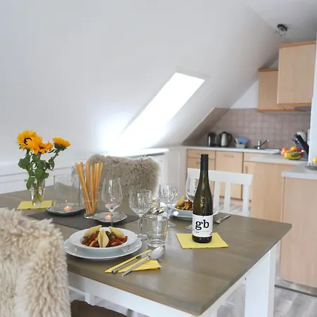 Skellinghoern 24, W5, Dg Appartement *